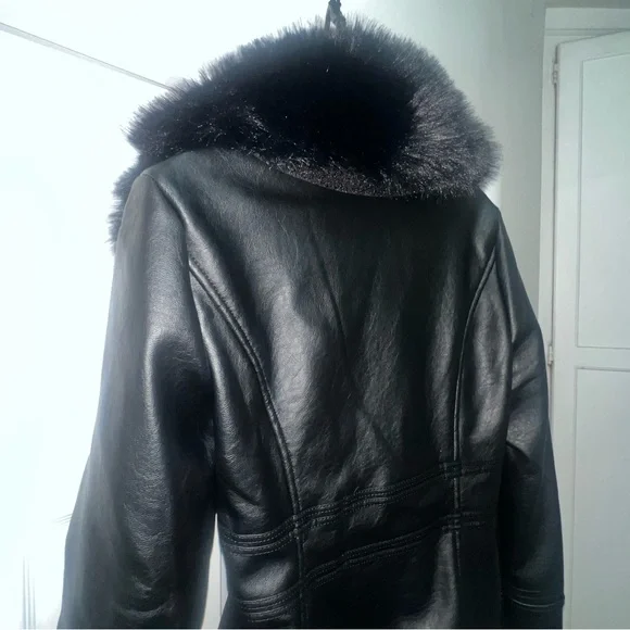 B.coature women's faux leather and fur jacket size medium M - Picture 8 of 8